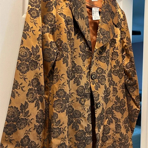 Vintage blazer, gold, and navy - Picture 4 of 7